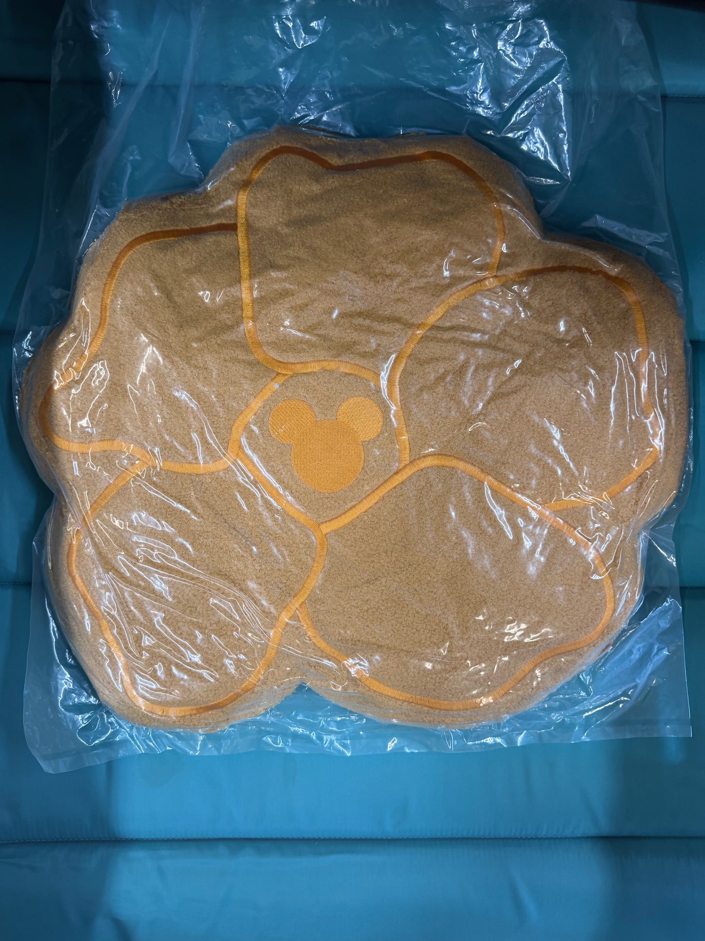 New Puakenikeni Mickey Throw Pillow