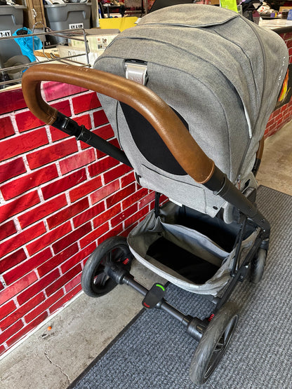 Nuna Mixx Stroller
