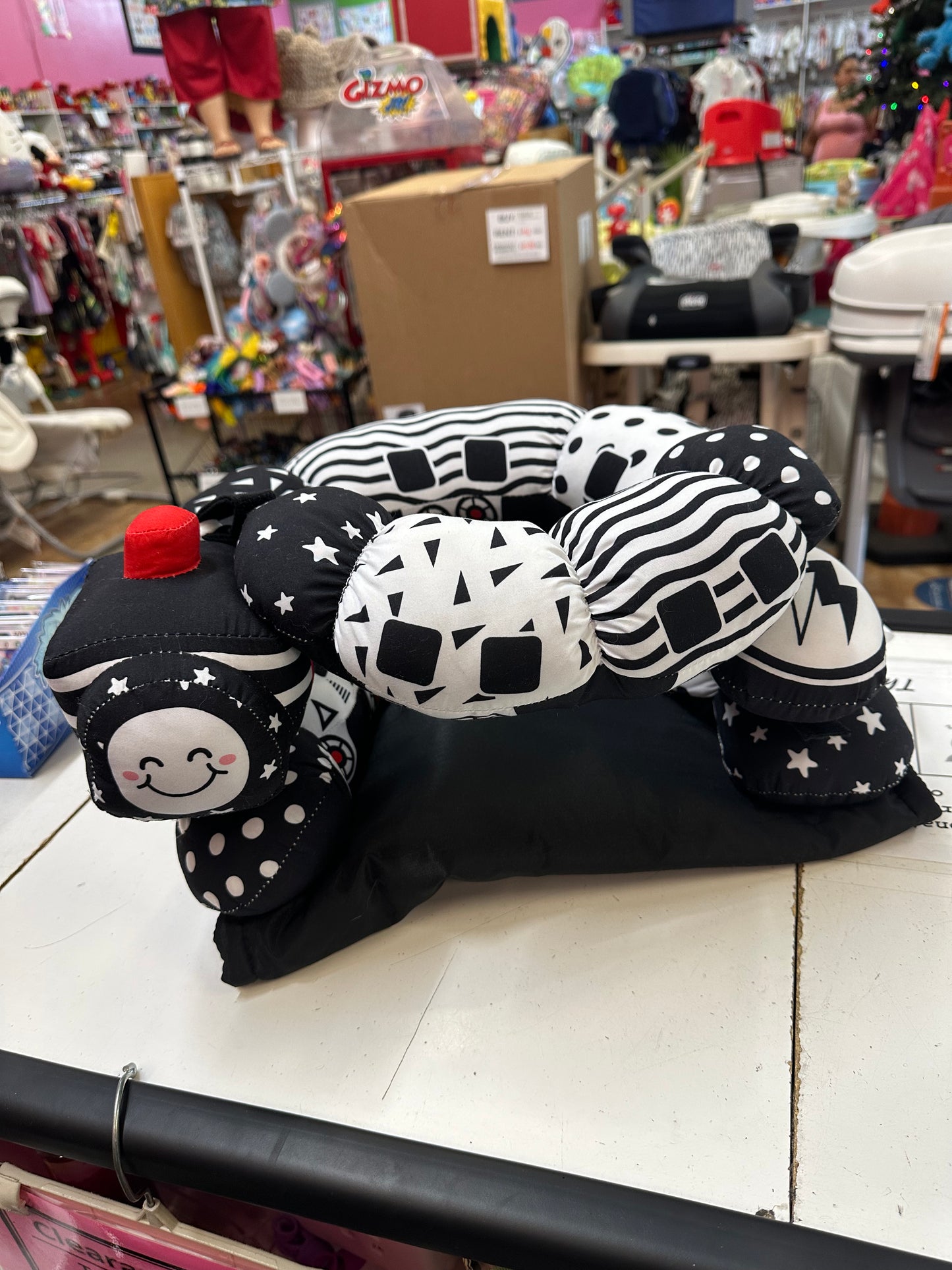 Lovvie & Joy Tummy Time Pillow