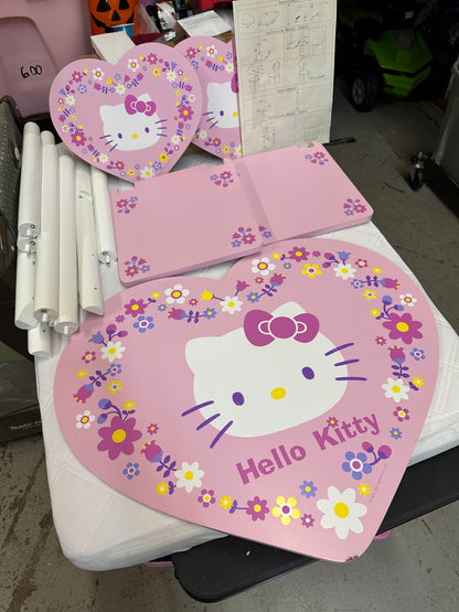 New Hello Kitty Heart Table Set 2007