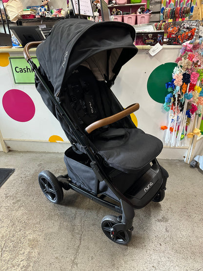 Nuna Tavo Next Stroller