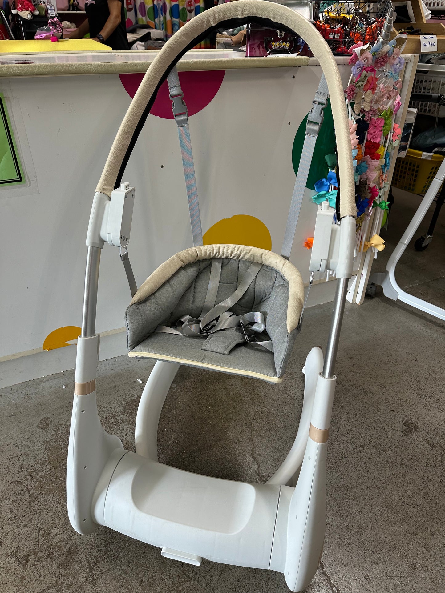 Roywel High Chair