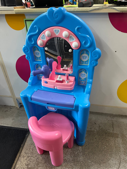 Little Tikes Vanity