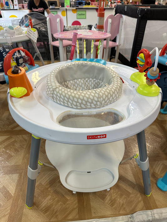 Skip Hop Activity Center