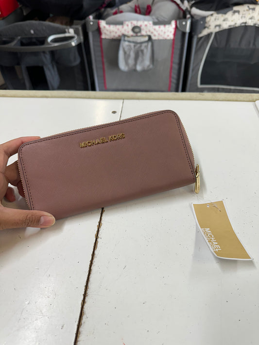 New Michael Kors Wallet