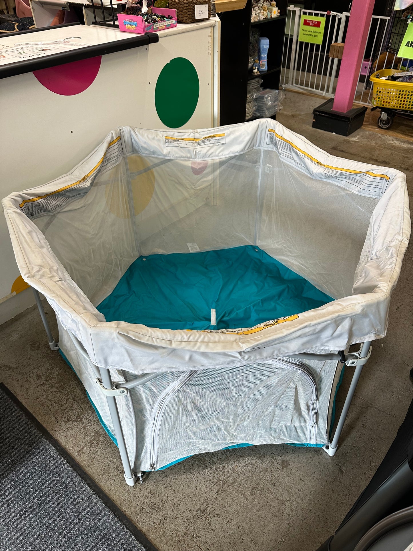 Graco Lite Traveler Playard