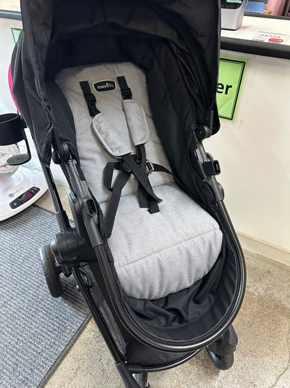 Evenflo Pivot Stroller, Blk/Grey