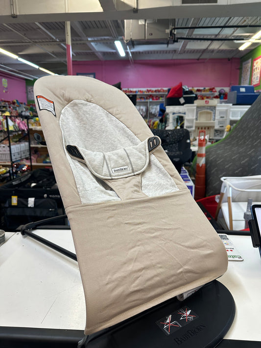 Baby Bjorn Bouncer