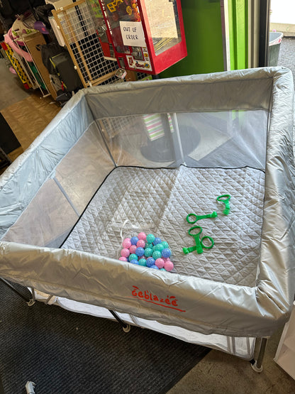 Unused Geblazee Playpen