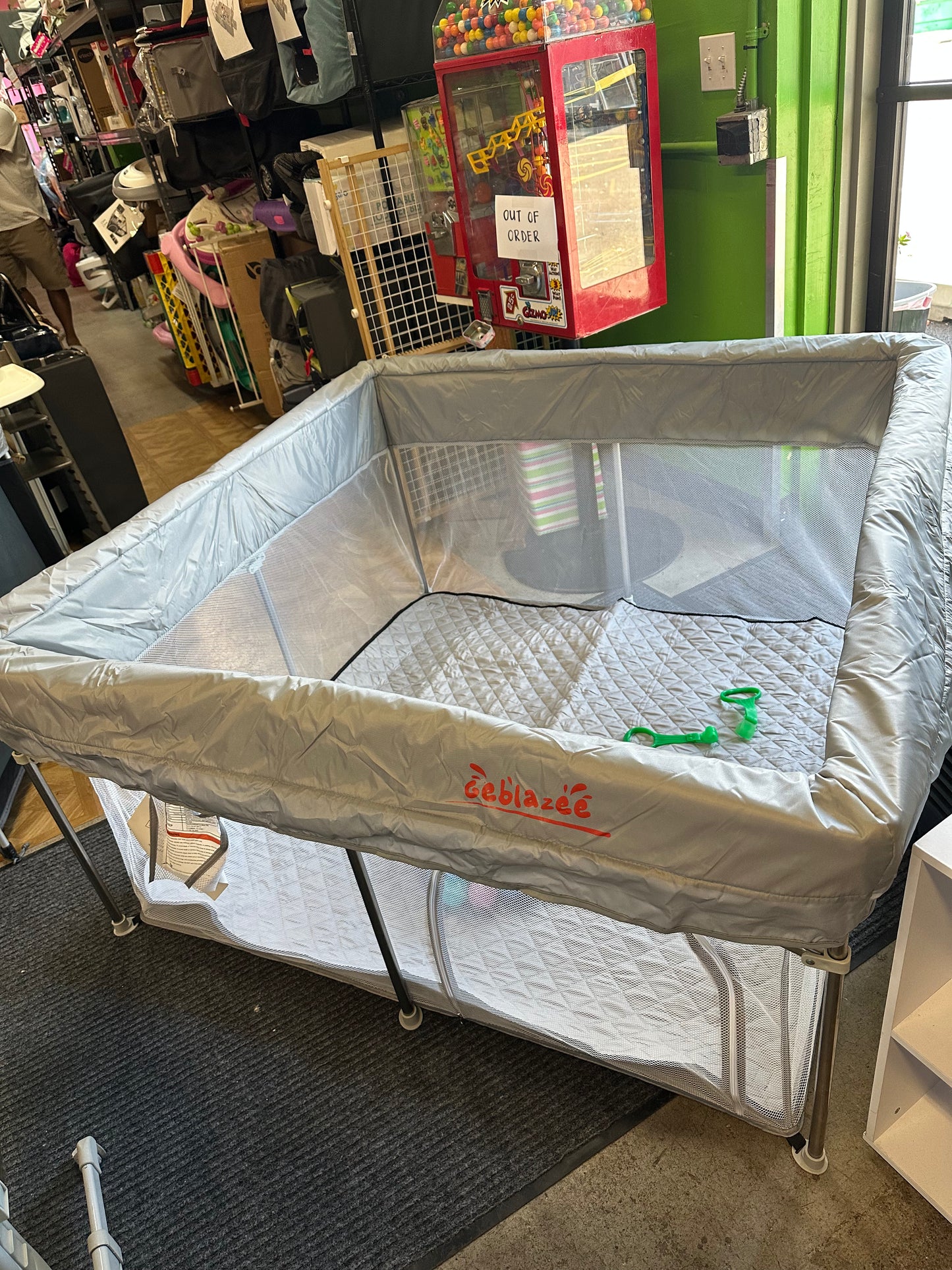 Unused Geblazee Playpen