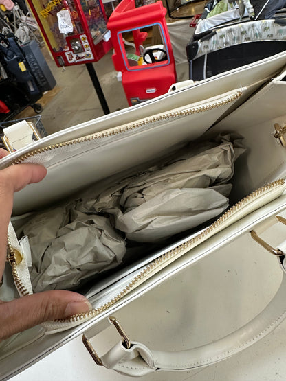 Like New Hawaii's Finest Bag