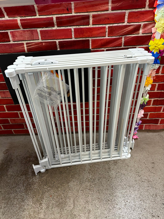 Regalo Super Wide Gate