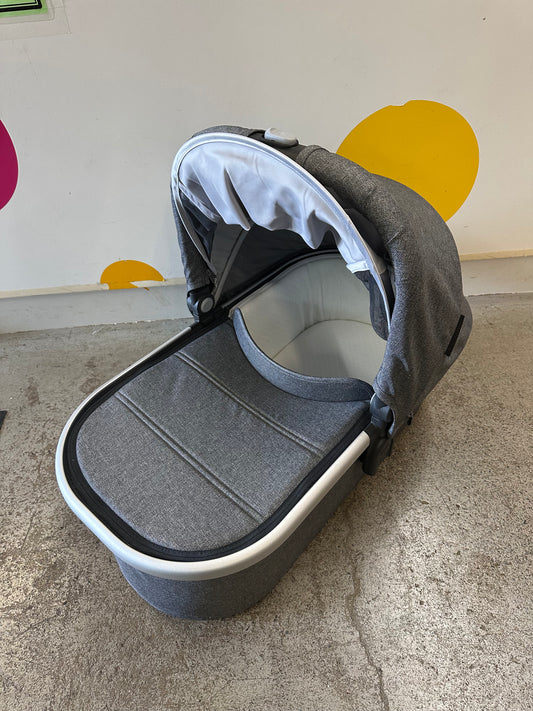 Uppababy Bassinet, Grey