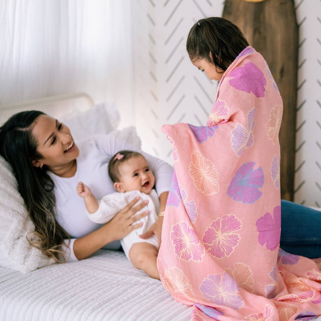 Seaflower Muslin Swaddle Blanket
