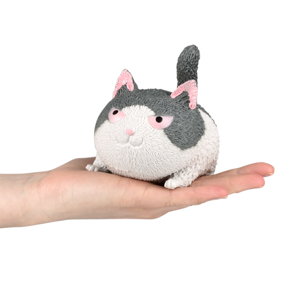 SQUISH AND STRETCH PUFFY CAT