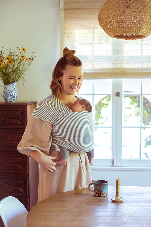 Ergobaby Aura Wrap, Navy Gingham
