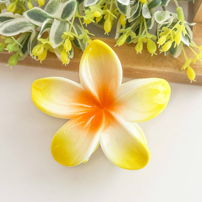 Plumeria Claw Clip, Light Purple