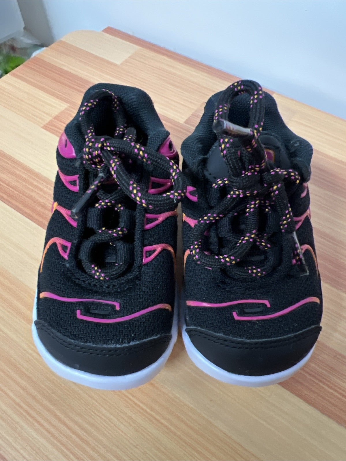 Nike Air Max Plus TD Girl Shoe 4C Black Pink Orange Sneakers DX9266-001