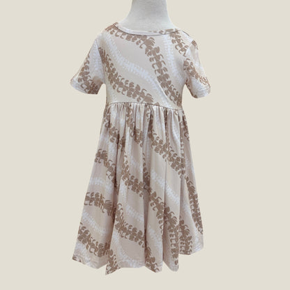 Sandy Lei Puakenikeni tee Dress