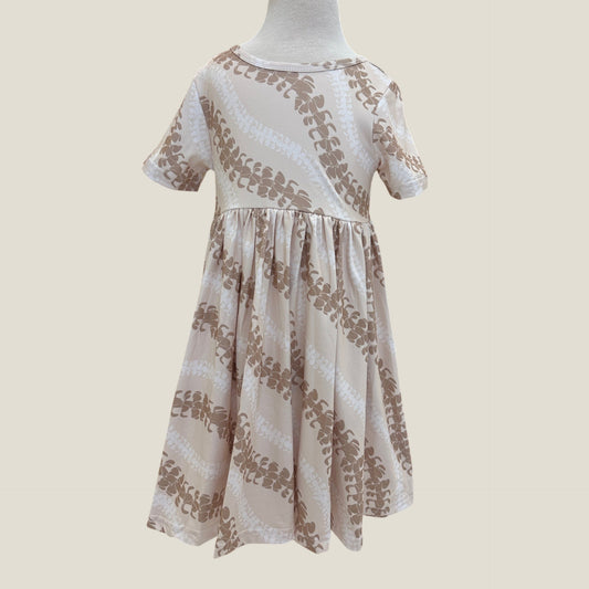 Sandy Lei Puakenikeni tee Dress