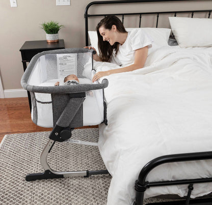 Baby Delight Beside Me Dreamer Bassinet and Bedside Sleeper
